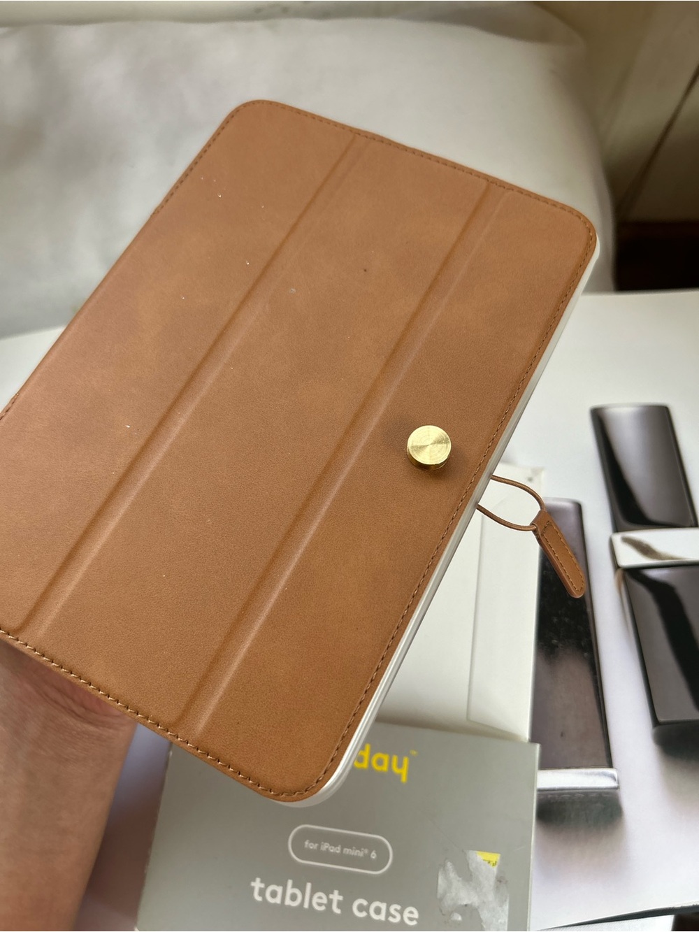 Heyday iPad mini 6 Classic Tan Leather Tablet Folio Case new - Picture 4 of 8